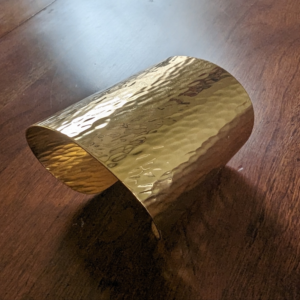 Cuff bracelet